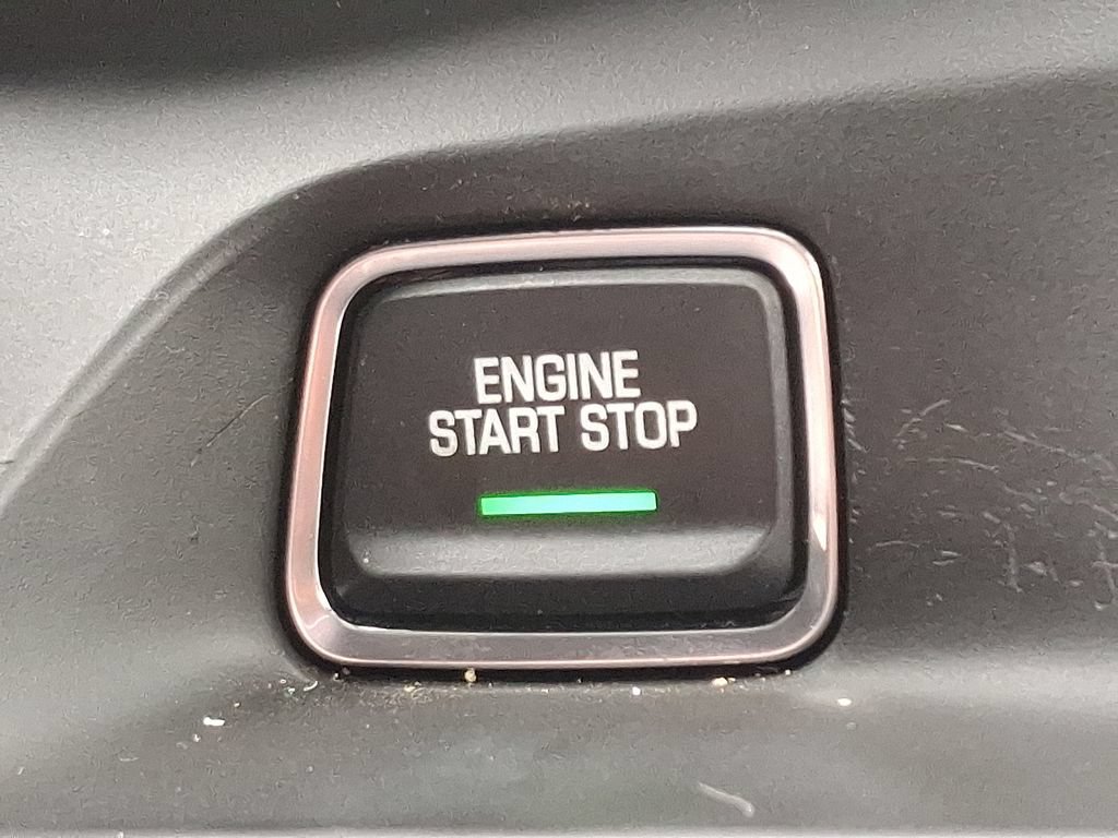 Used 2019 Chevrolet Camaro LT w/ Technology Package RWD image 23
