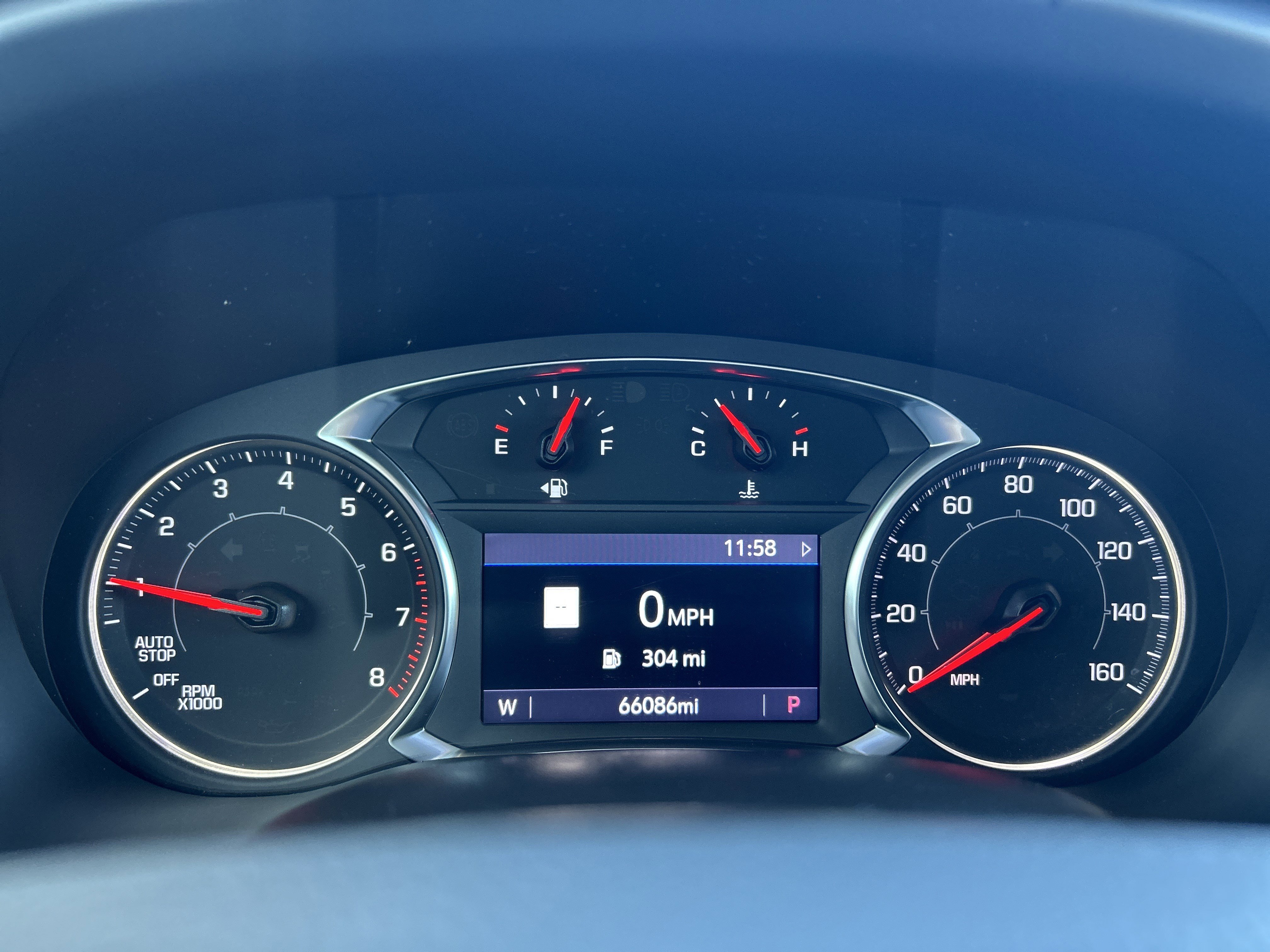 Used 2023 GMC Acadia SLT image 15