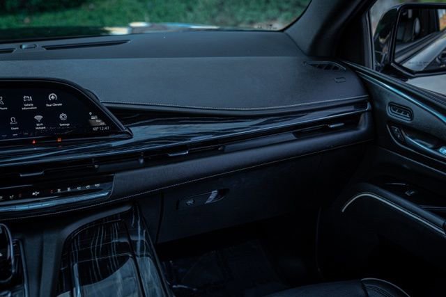 Used 2021 Cadillac Escalade Sport w/ Driver Assist Tech Package image 36