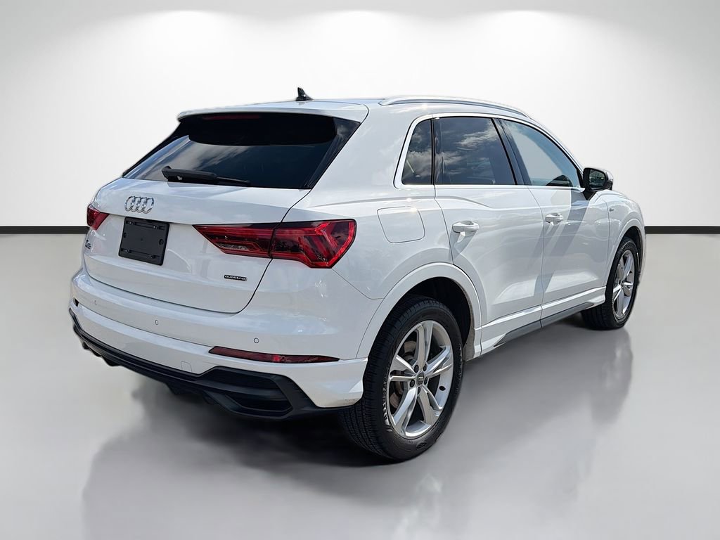 Used 2020 Audi Q3 2.0T Premium image 3