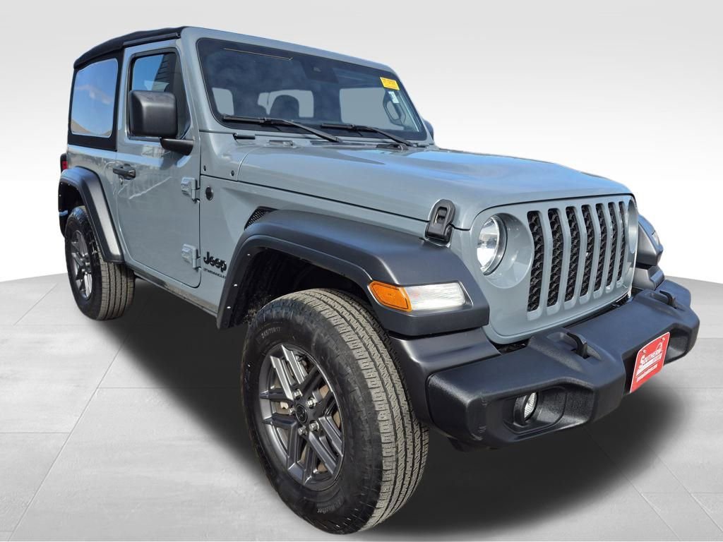 Used 2024 Jeep Wrangler Sport S image 6