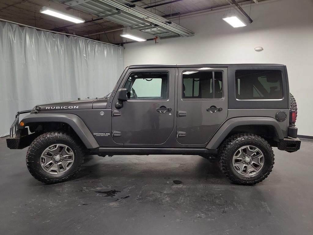 Used 2014 Jeep Wrangler Unlimited Rubicon w/ Connectivity Group image 6
