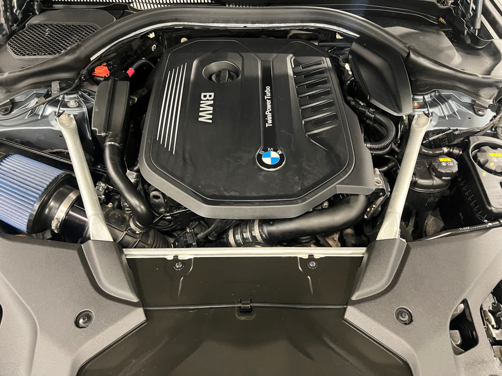 Used 2018 BMW 540i xDrive AWD/4WD image 8