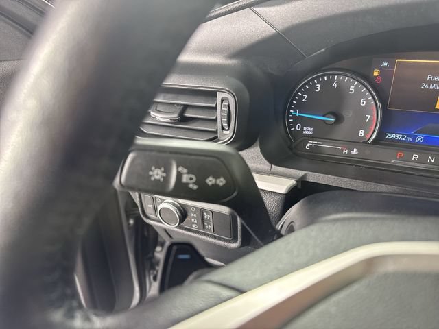 Used 2020 Ford Explorer XLT w/ Comfort Package AWD/4WD image 15