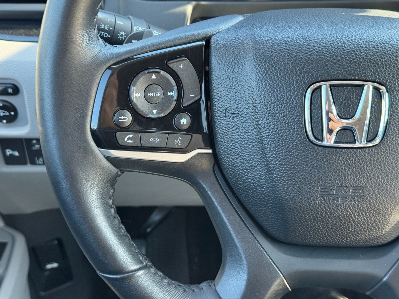Used 2020 Honda Pilot Touring image 21