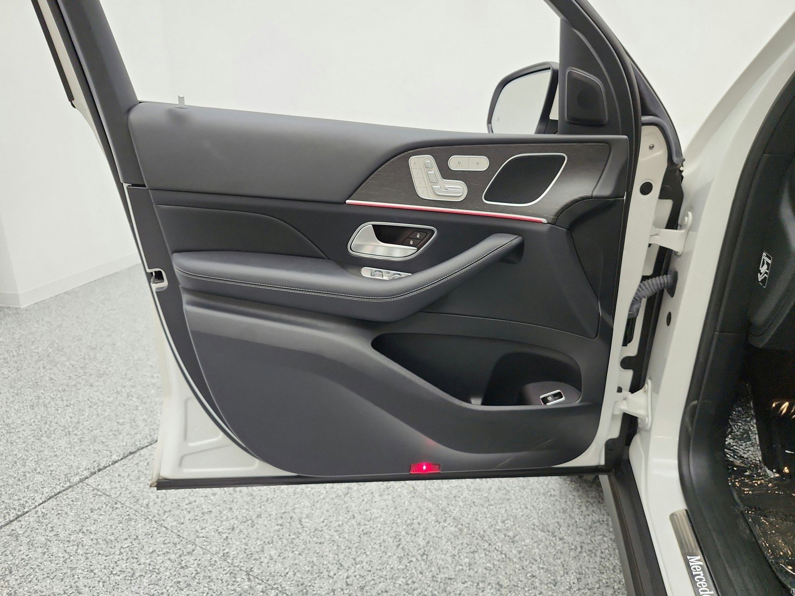 Certified 2024 Mercedes-Benz GLE 350 4MATIC image 13