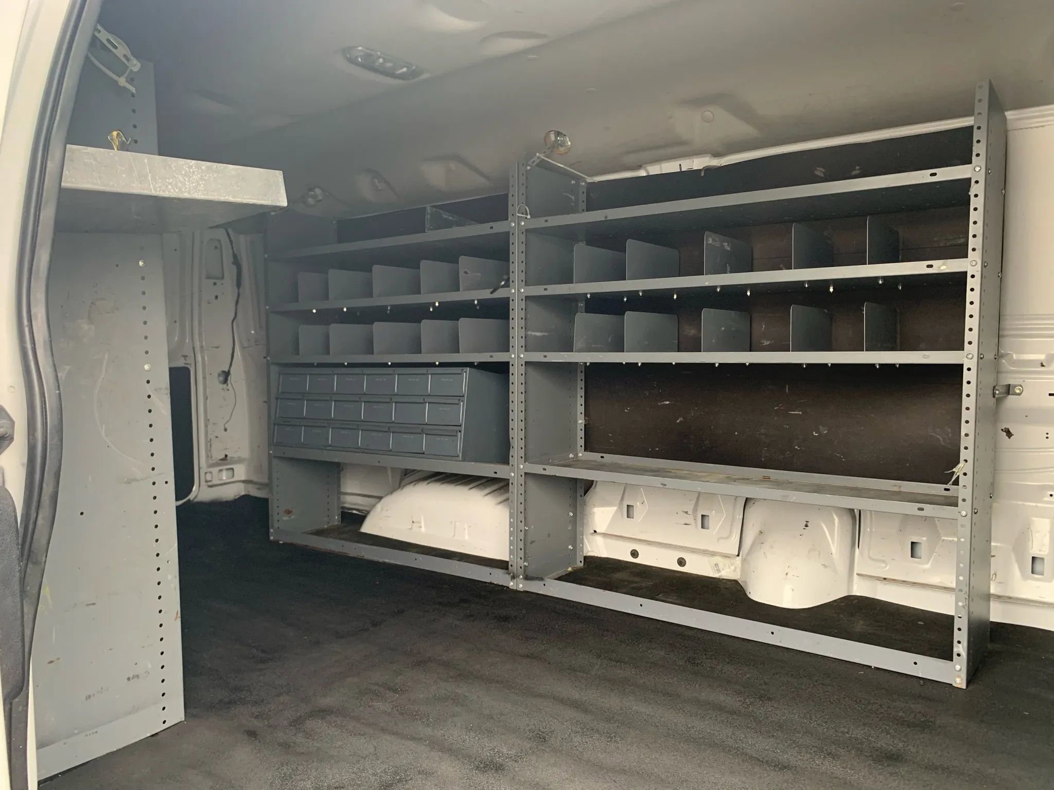 Used 2014 Ford E-350 and Econoline 350 Extended Super Duty w/ Insulation Package image 22