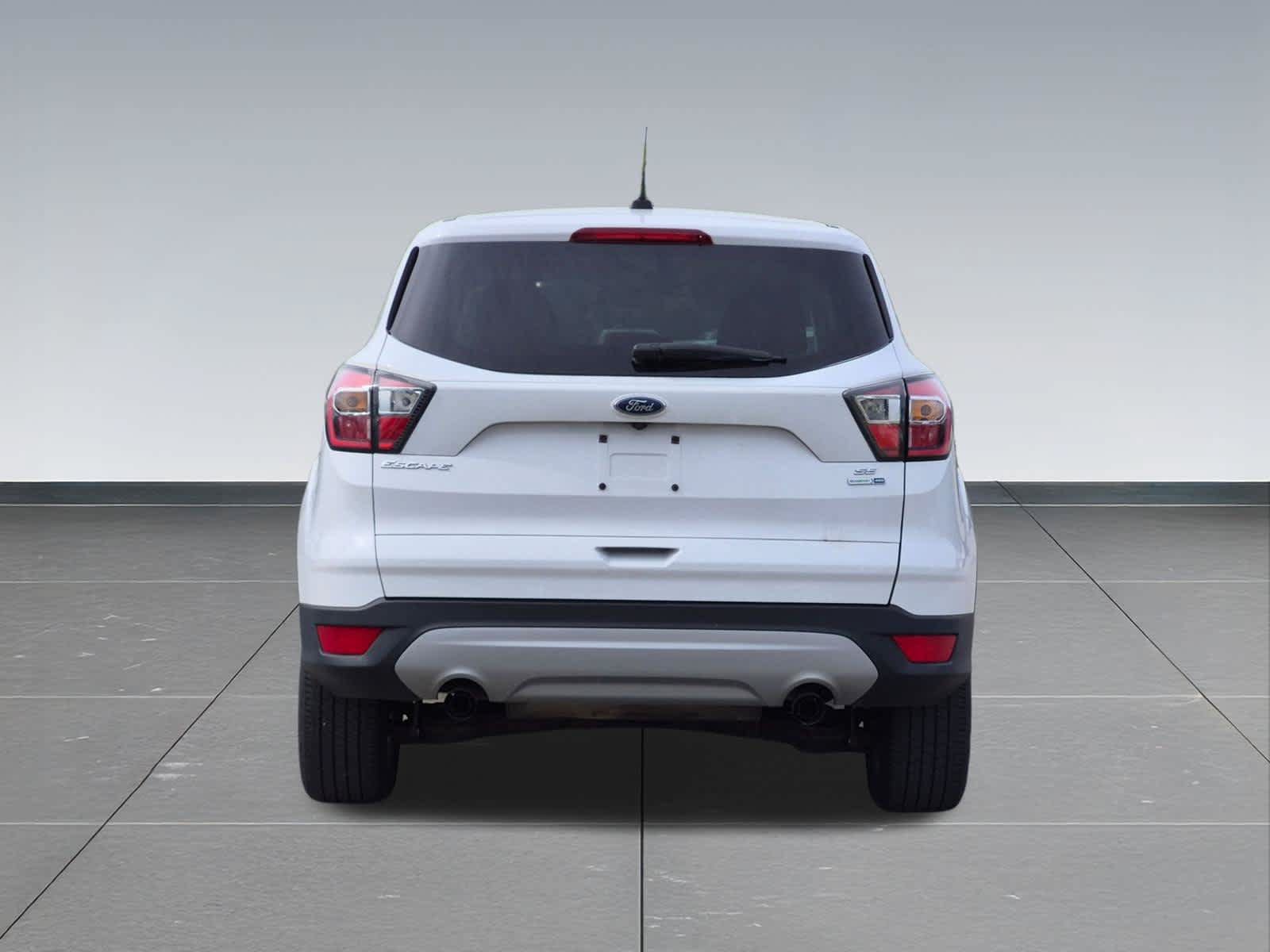 Used 2017 Ford Escape SE AWD/4WD image 5