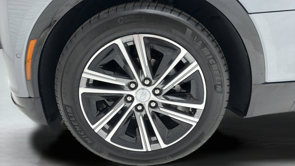 Used 2023 Cadillac Lyriq AWD image 8