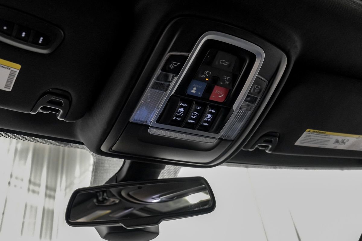 Used 2023 RAM 2500 Limited w/ Night Edition image 24