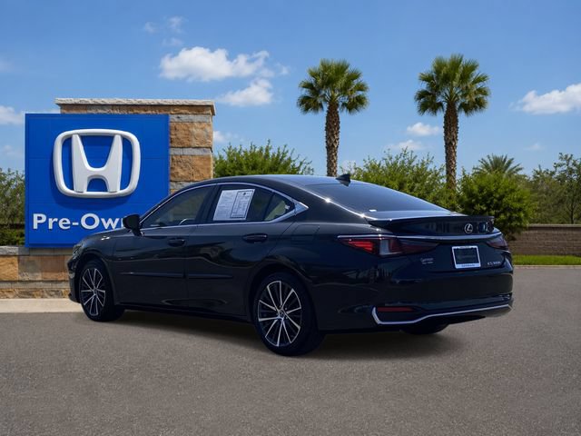 Used 2025 Lexus ES 300h w/ Premium Package FWD image 4
