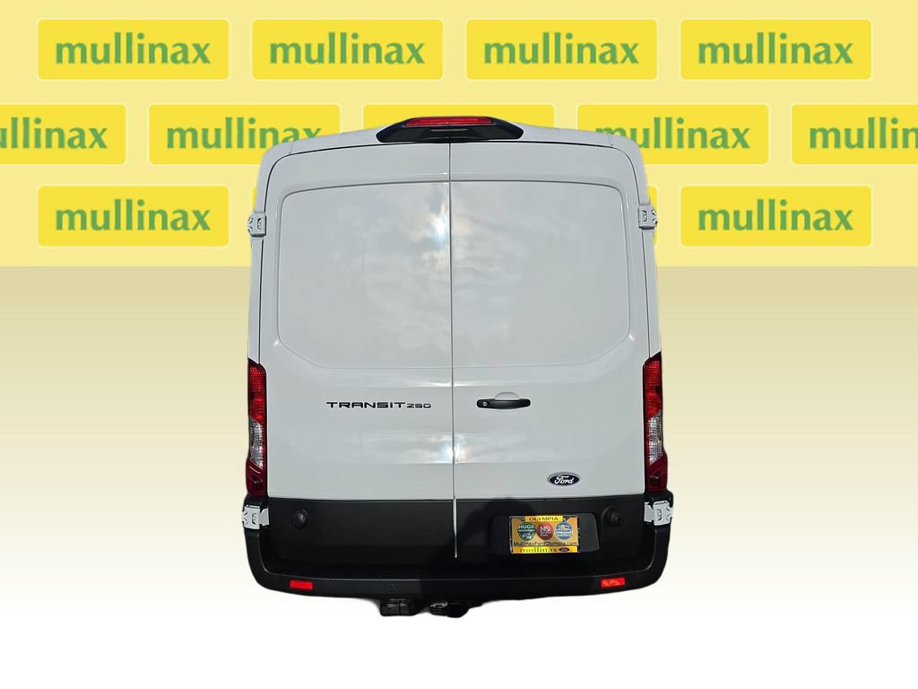 New 2026 Ford Transit 250 148 Medium Roof w/ Load Area Protection Package RWD image 4