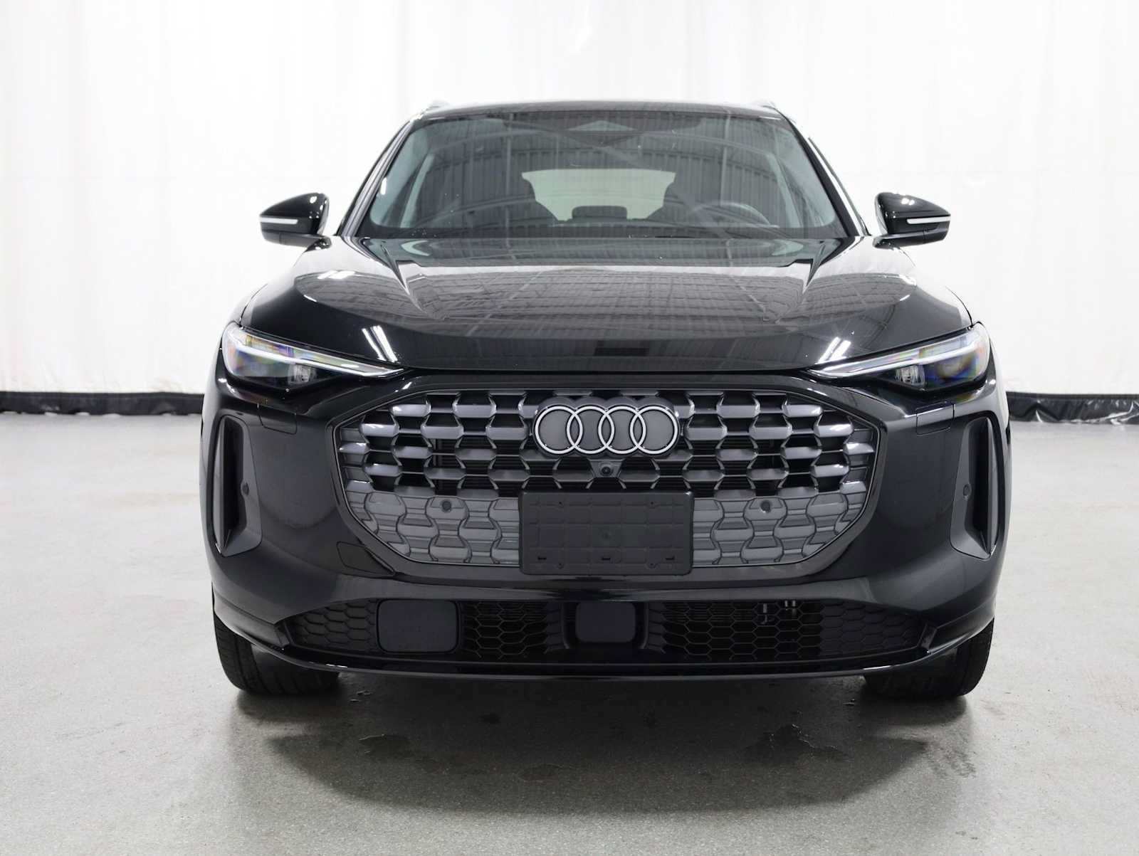 Certified 2025 Audi Q5 Premium w/ Premium Plus AWD/4WD image 15