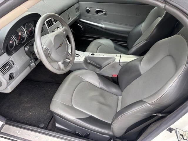 Used 2005 Chrysler Crossfire Limited image 7
