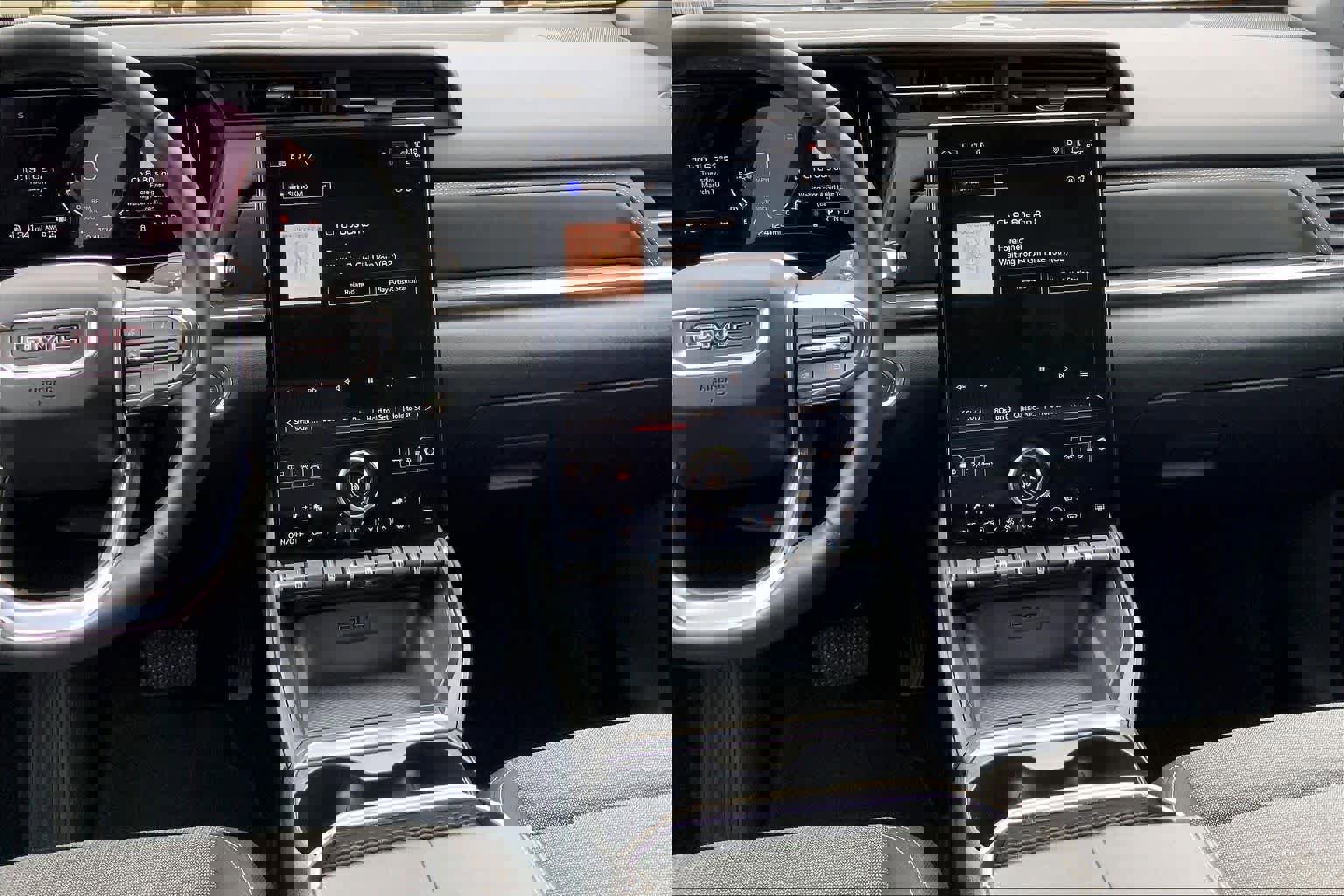 Used 2025 GMC Terrain Elevation image 7