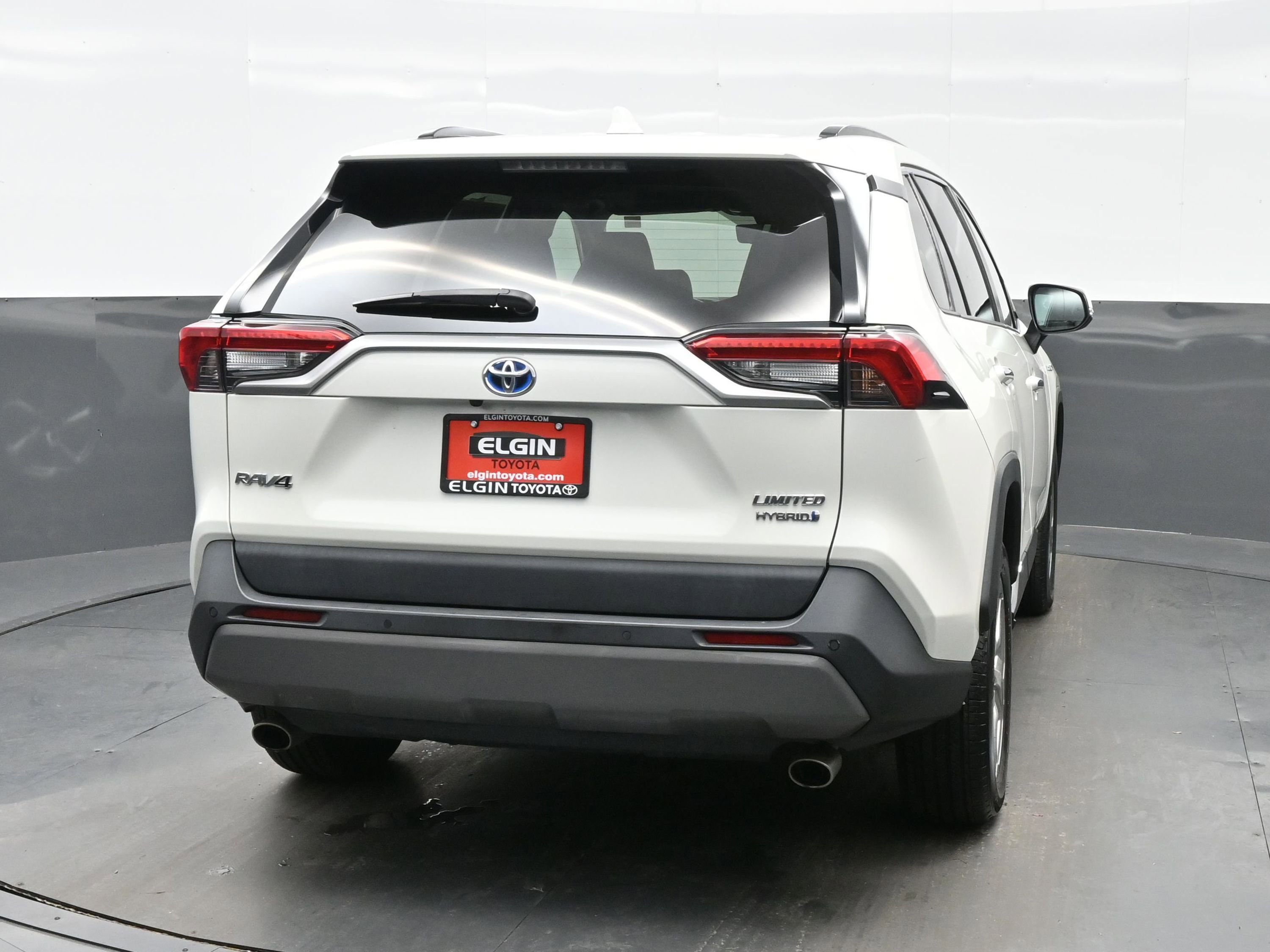 Used 2021 Toyota RAV4 Limited image 5