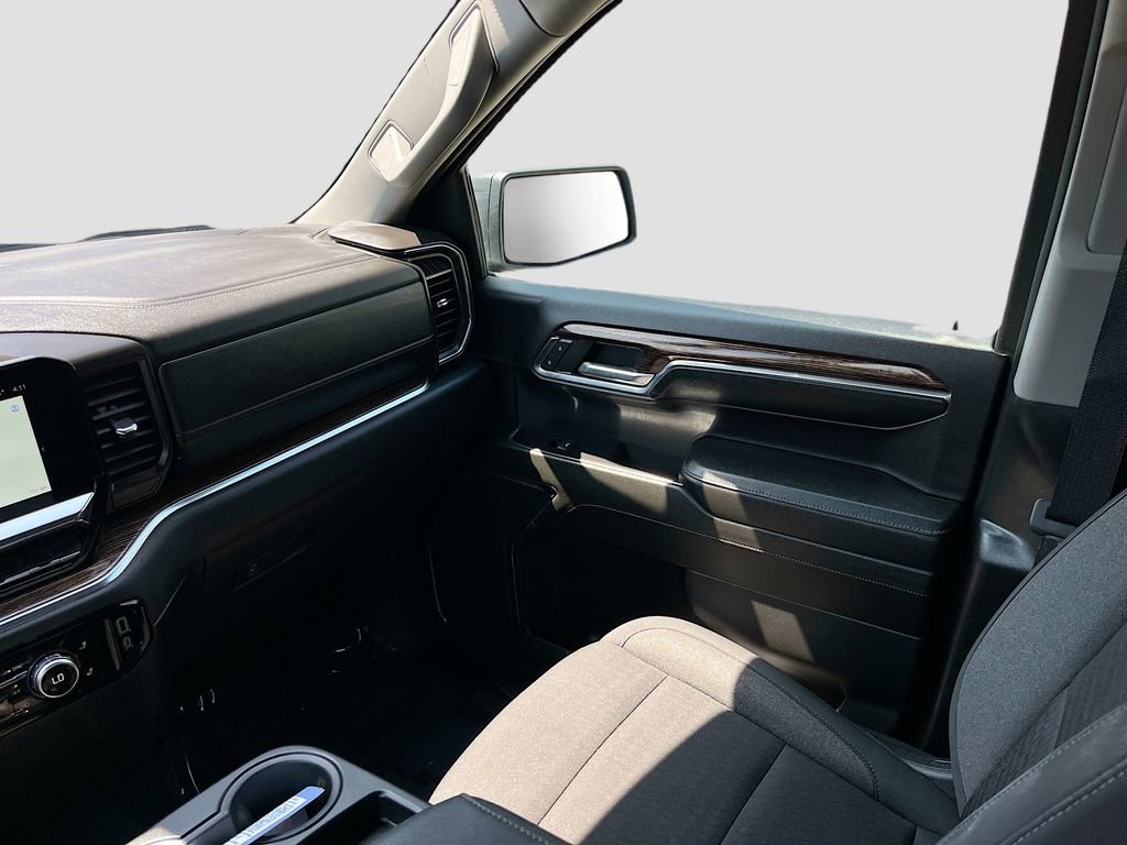 Used 2024 GMC Sierra 1500 Elevation image 23