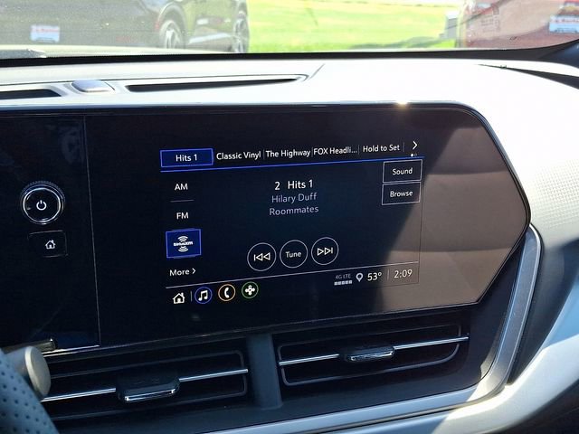 New 2026 Chevrolet Trax RS w/ Driver Confidence Package image 12