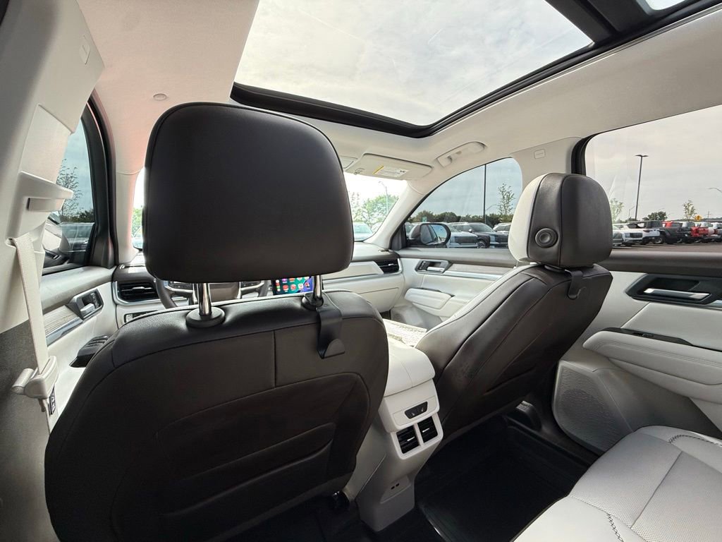 Used 2026 GMC Terrain Denali w/ LPO, Floor Liner Package AWD/4WD image 26