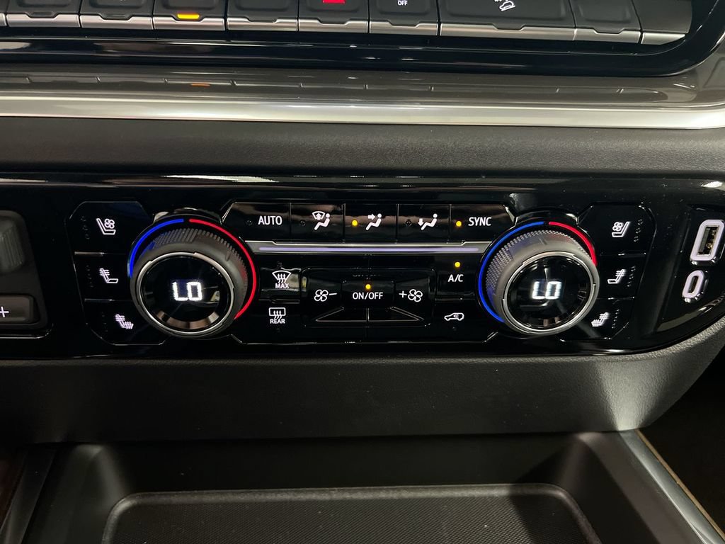 New 2026 Chevrolet Silverado 2500 High Country w/ High Country Premium Package AWD/4WD image 17