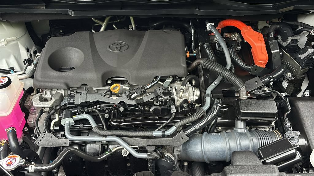 Used 2023 Toyota Sienna XSE AWD/4WD image 36