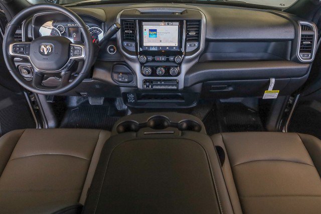 New 2025 RAM 5500 Tradesman w/ Chrome Appearance Group image 32