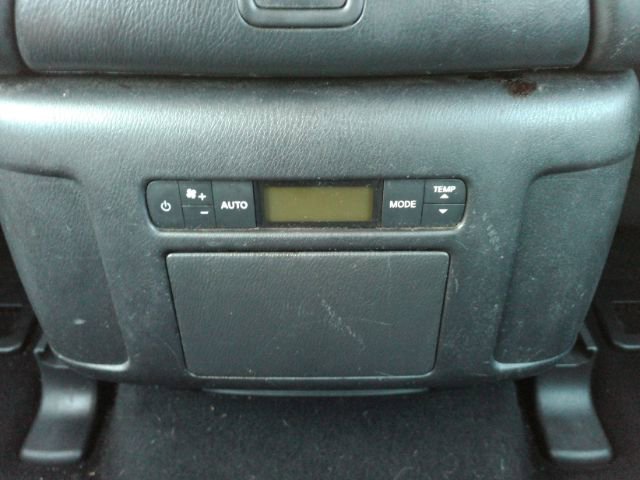 Used 2023 Nissan Armada SL w/ Captain's Chairs Package image 32