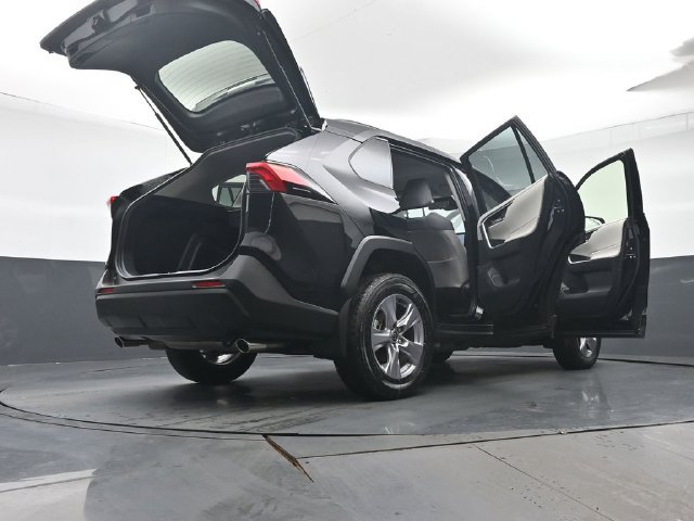 Certified 2025 Toyota RAV4 XLE AWD/4WD image 49