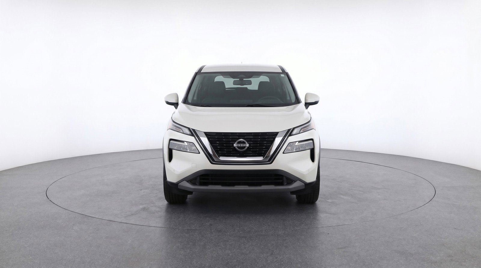 Used 2025 Nissan Rogue SV FWD image 2