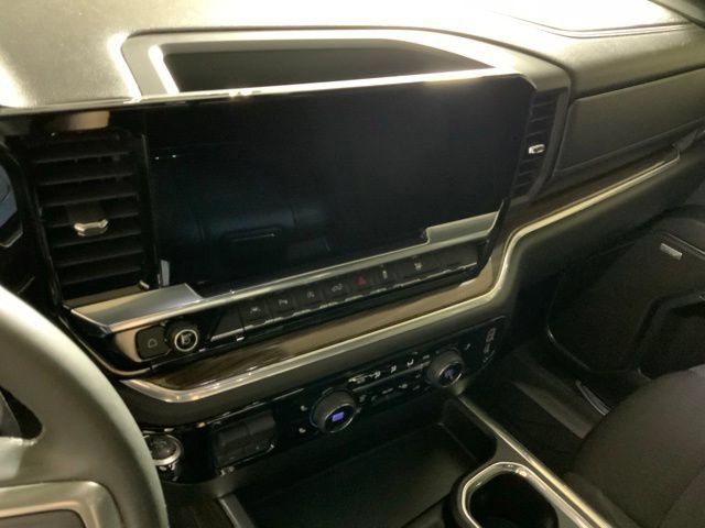 Used 2024 Chevrolet Silverado 1500 RST w/ Convenience Package II AWD/4WD image 19