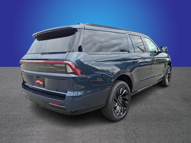 New 2025 Lincoln Navigator L Reserve w/ Jet Appearance Package AWD/4WD image 3