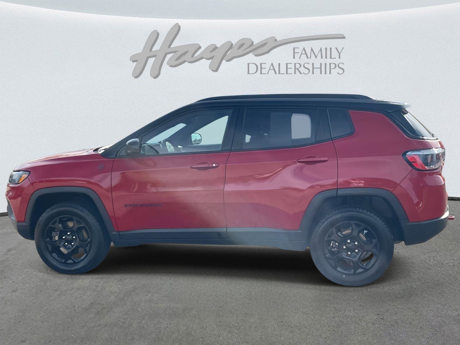 Used 2023 Jeep Compass Trailhawk w/ Trailer Tow Group image 6