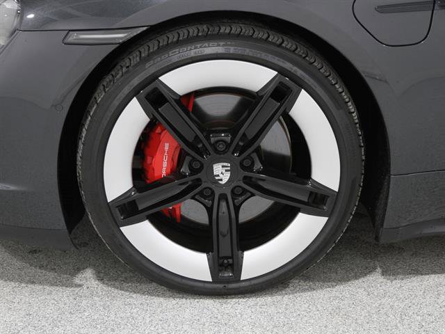 Used 2025 Porsche Taycan 4S image 27