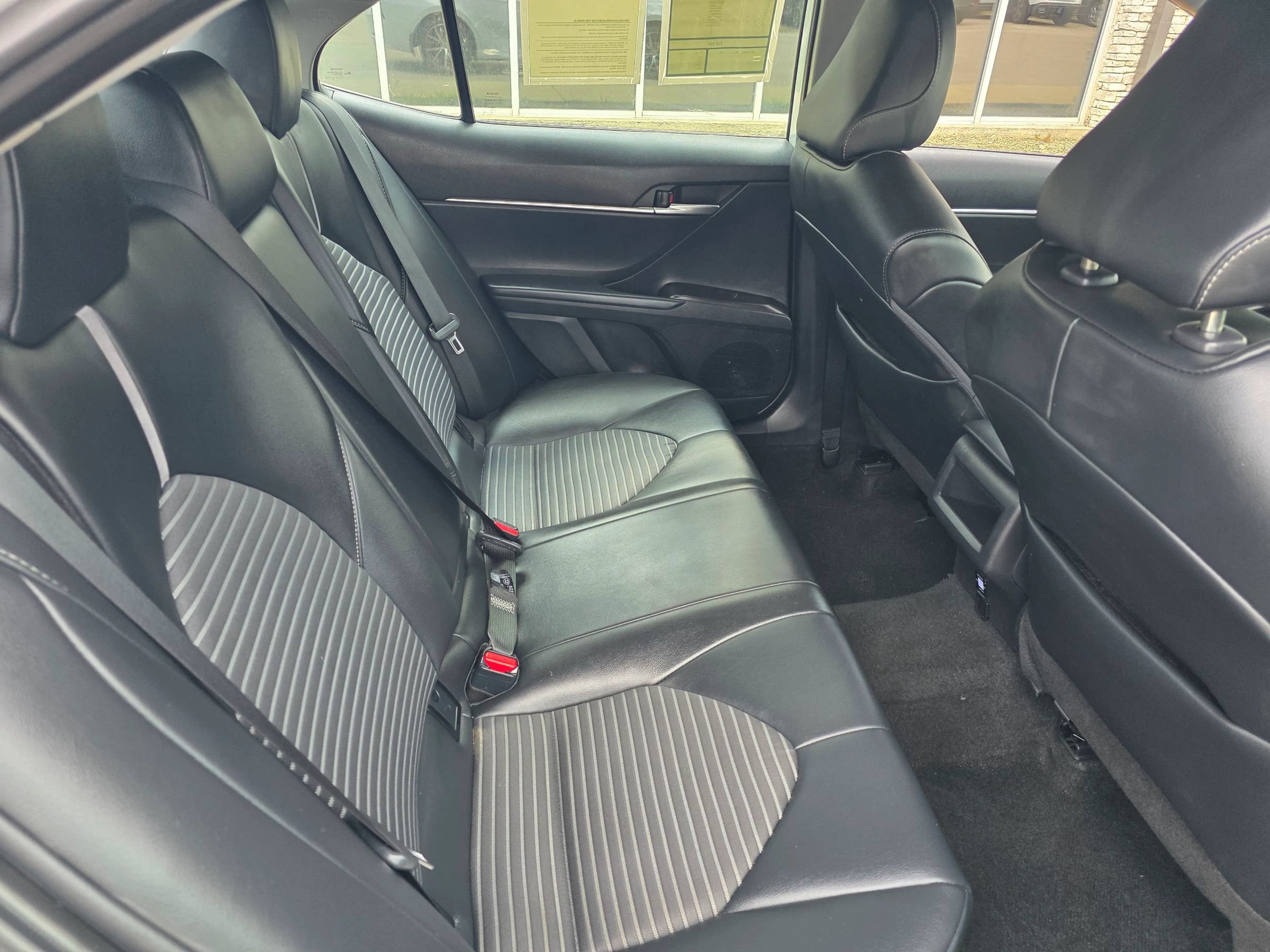 Used 2024 Toyota Camry SE w/ Convenience Package FWD image 9