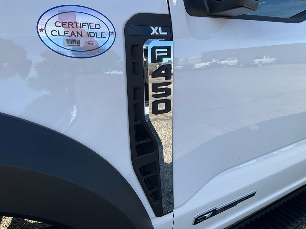 Used 2024 Ford F450 XL w/ XL Chrome Package image 13