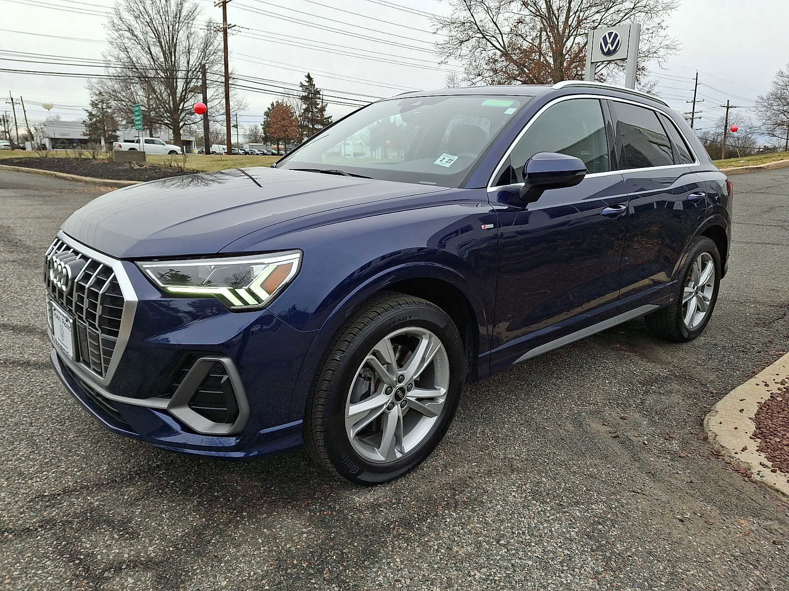 Used 2022 Audi Q3 2.0T Premium Plus image 3