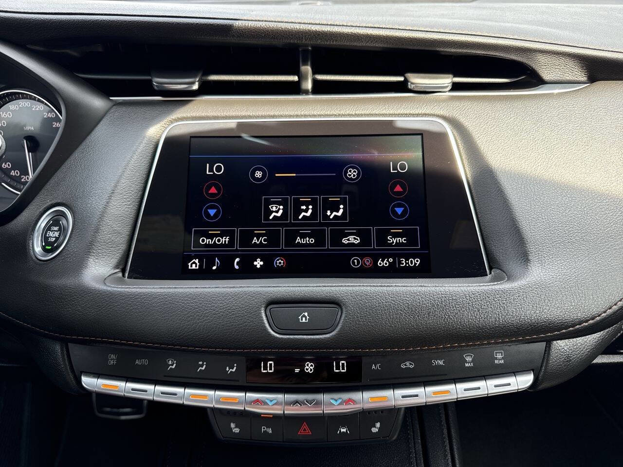 Used 2023 Cadillac XT4 Sport image 18