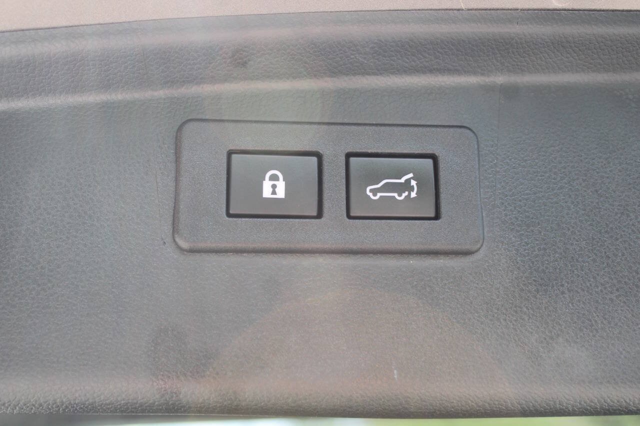 Used 2021 Subaru Outback Limited XT AWD/4WD image 18