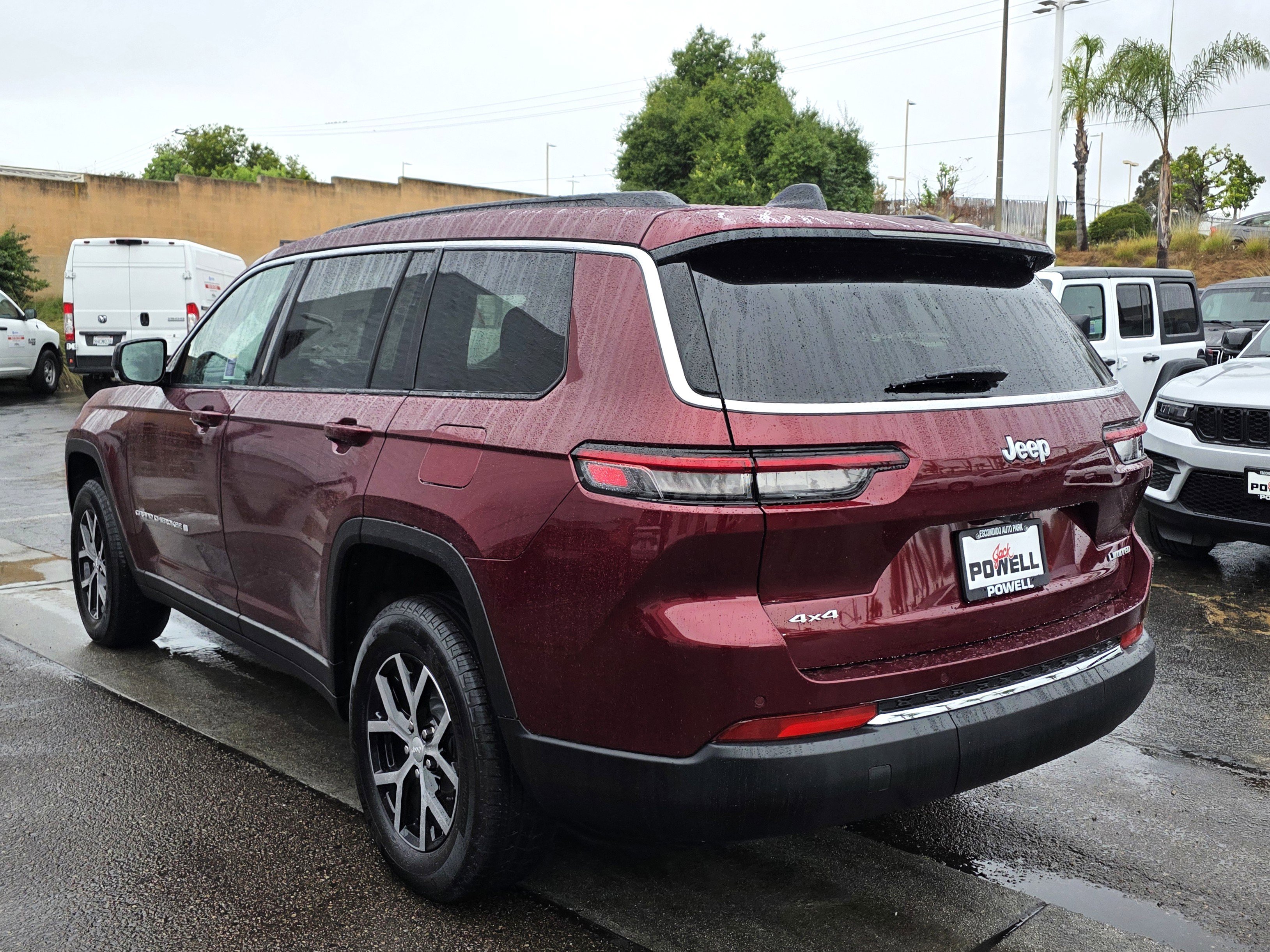 New 2025 Jeep Grand Cherokee L Limited image 3