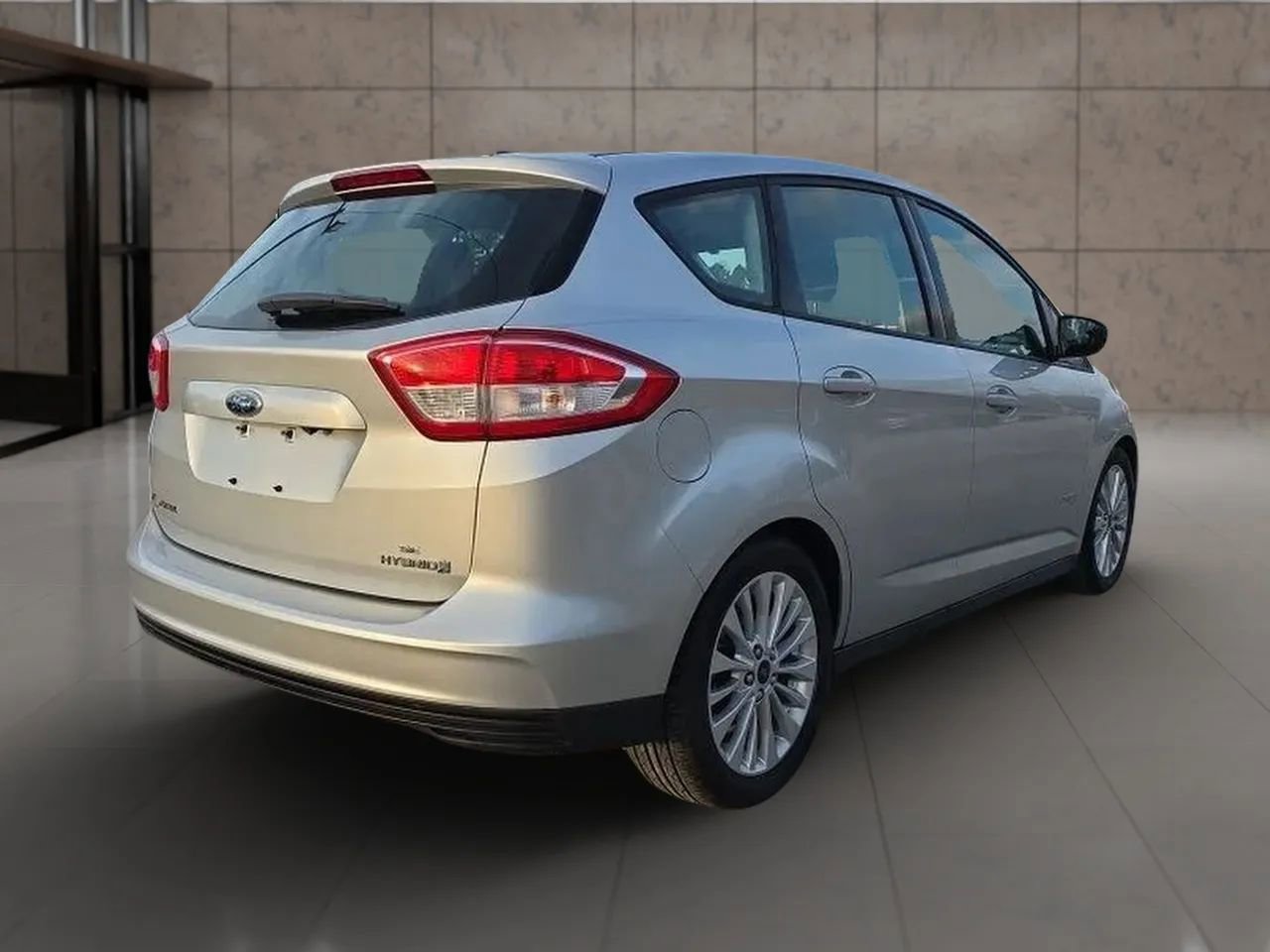 Used 2017 Ford C-MAX SE image 6