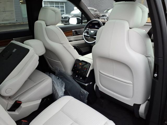 New 2026 Cadillac Vistiq Sport image 21