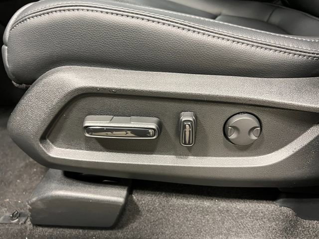 New 2025 Honda Pilot Touring image 16