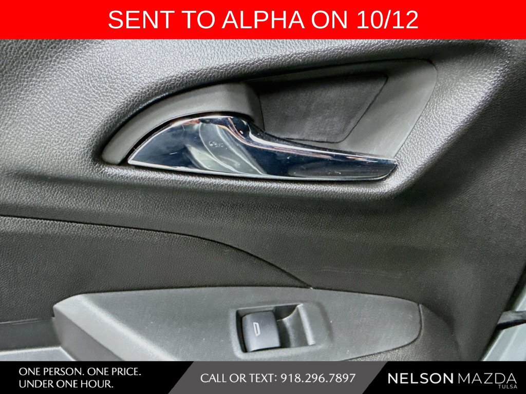 Used 2024 Chevrolet Trax RS w/ Driver Confidence Package FWD image 37