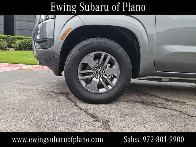 Used 2025 Nissan Frontier SV image 26