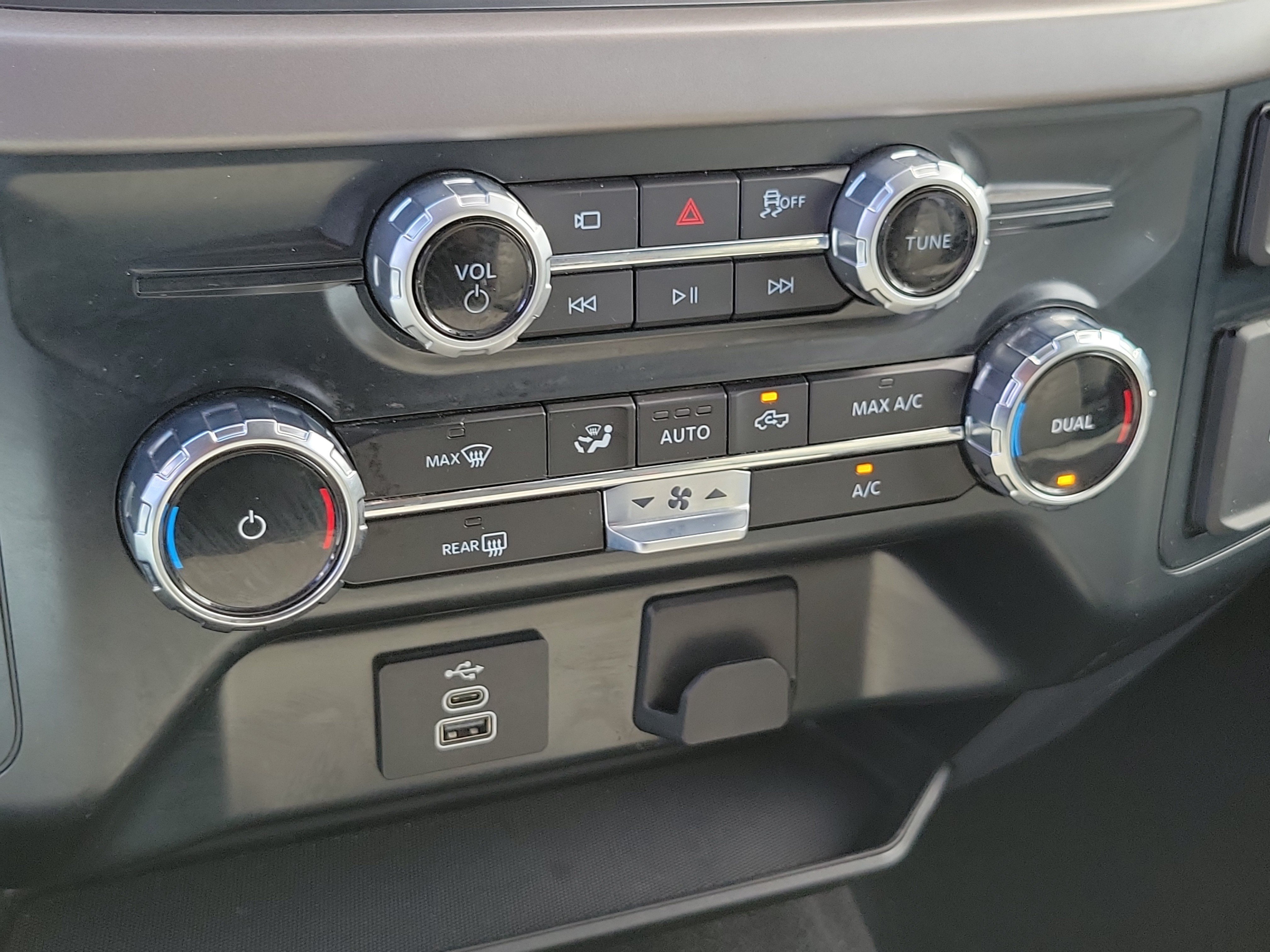 Used 2025 Ford F150 XLT w/ Equipment Group 301A Standard RWD image 13