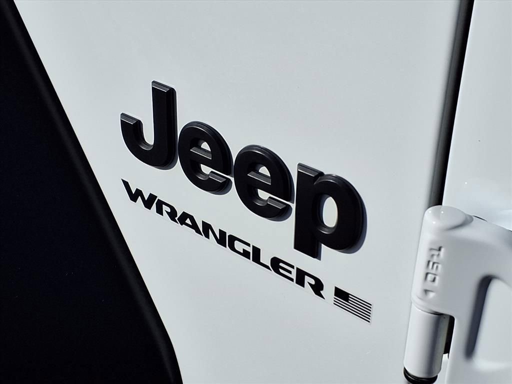 Used 2025 Jeep Wrangler Sport S image 20