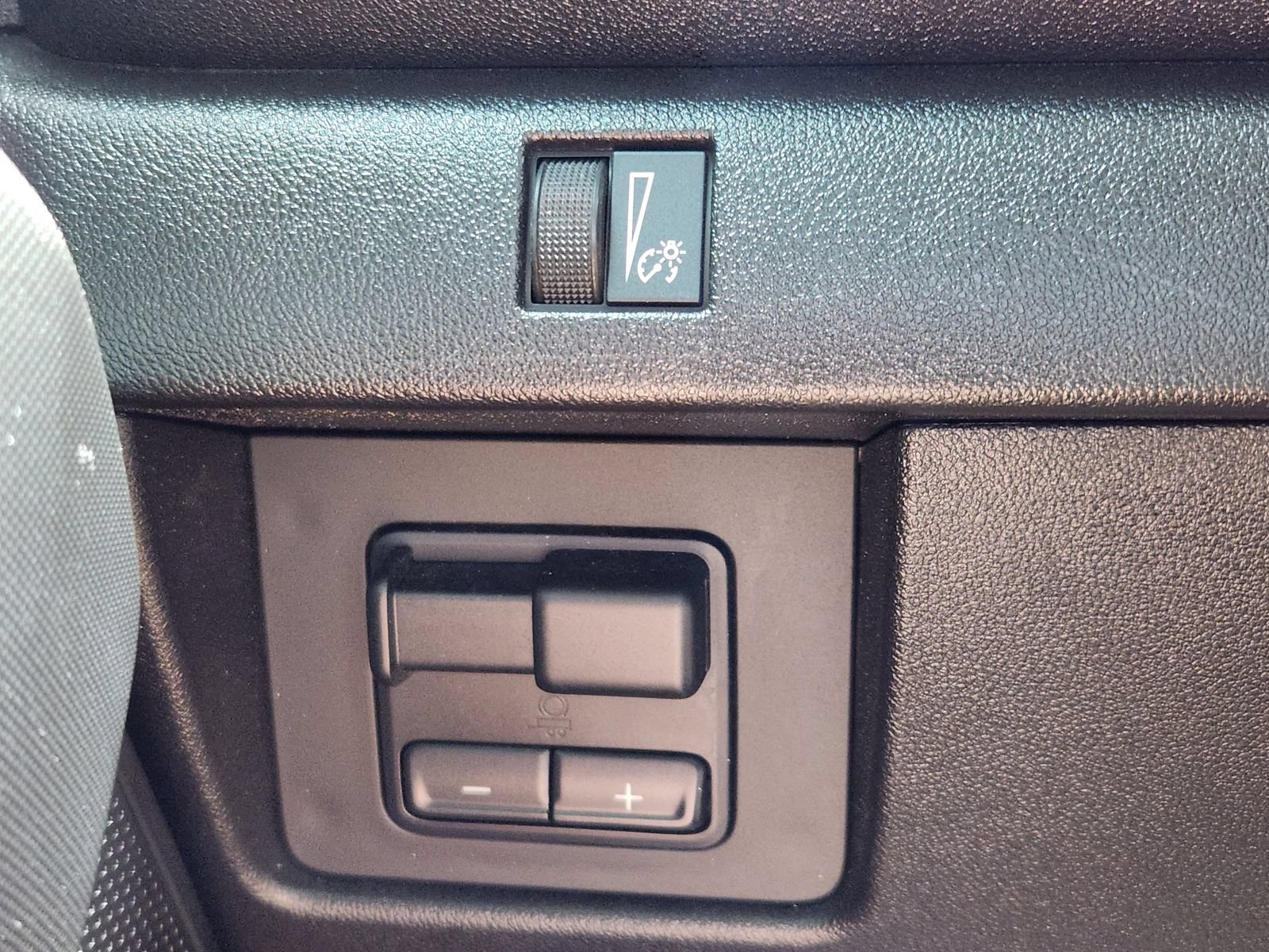 Certified 2025 Chevrolet Colorado Trail Boss AWD/4WD image 24