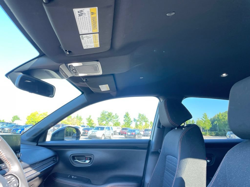 Certified 2025 Honda HR-V Sport image 27