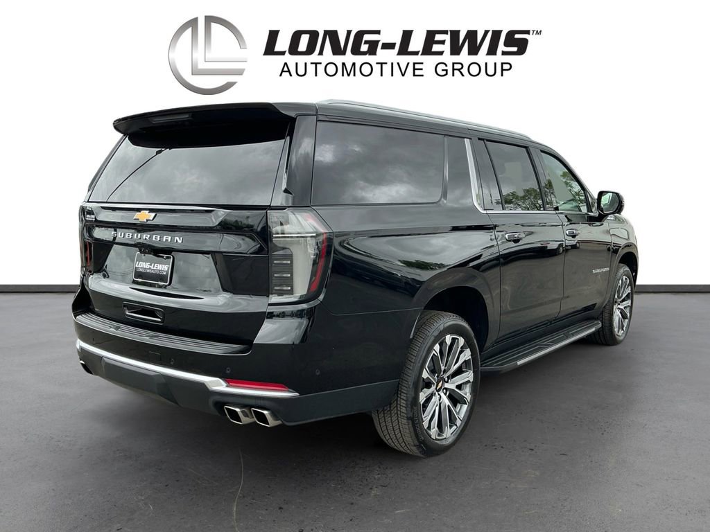 Used 2026 Chevrolet Suburban High Country w/ Sun And Tow Package RWD image 7