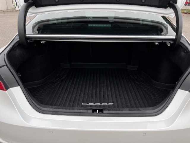 Used 2019 Toyota Camry XSE w/ Driver Assist Package FWD image 13